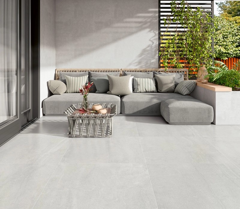 Ambiente completo com pisos revestimentos e forros Matracon